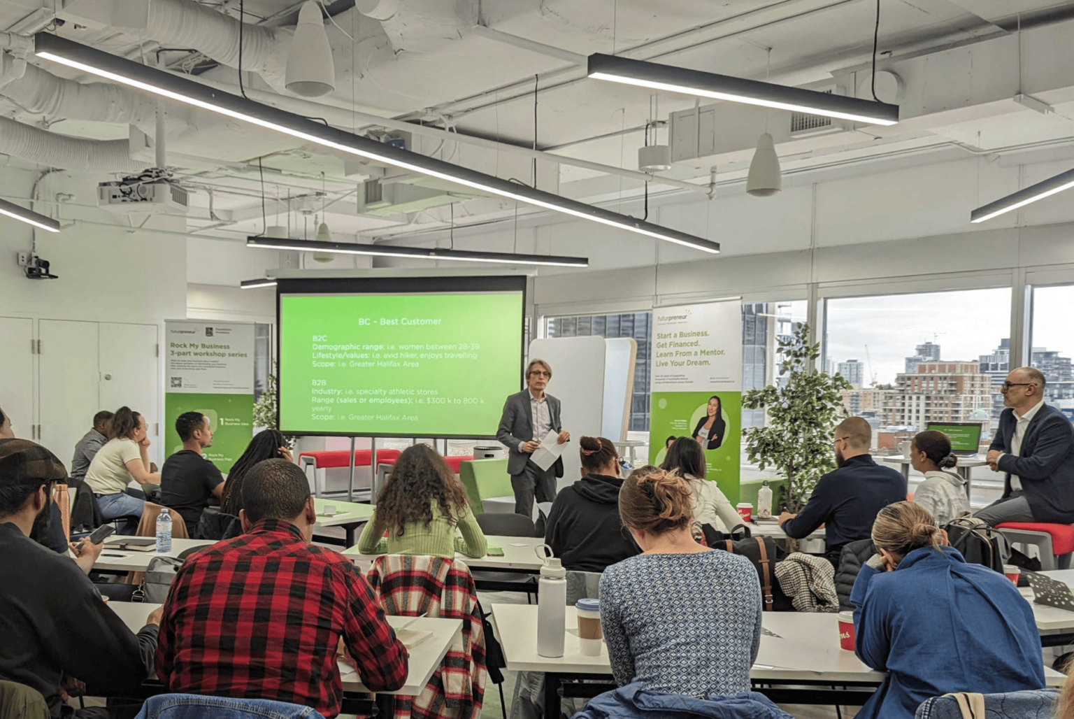 Explore our programs – Futurpreneur