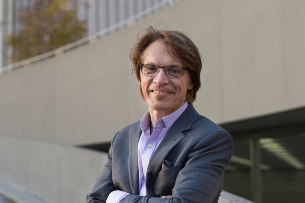 Dominik Loncar is an entrepreneurship coach at Futurpreneur.